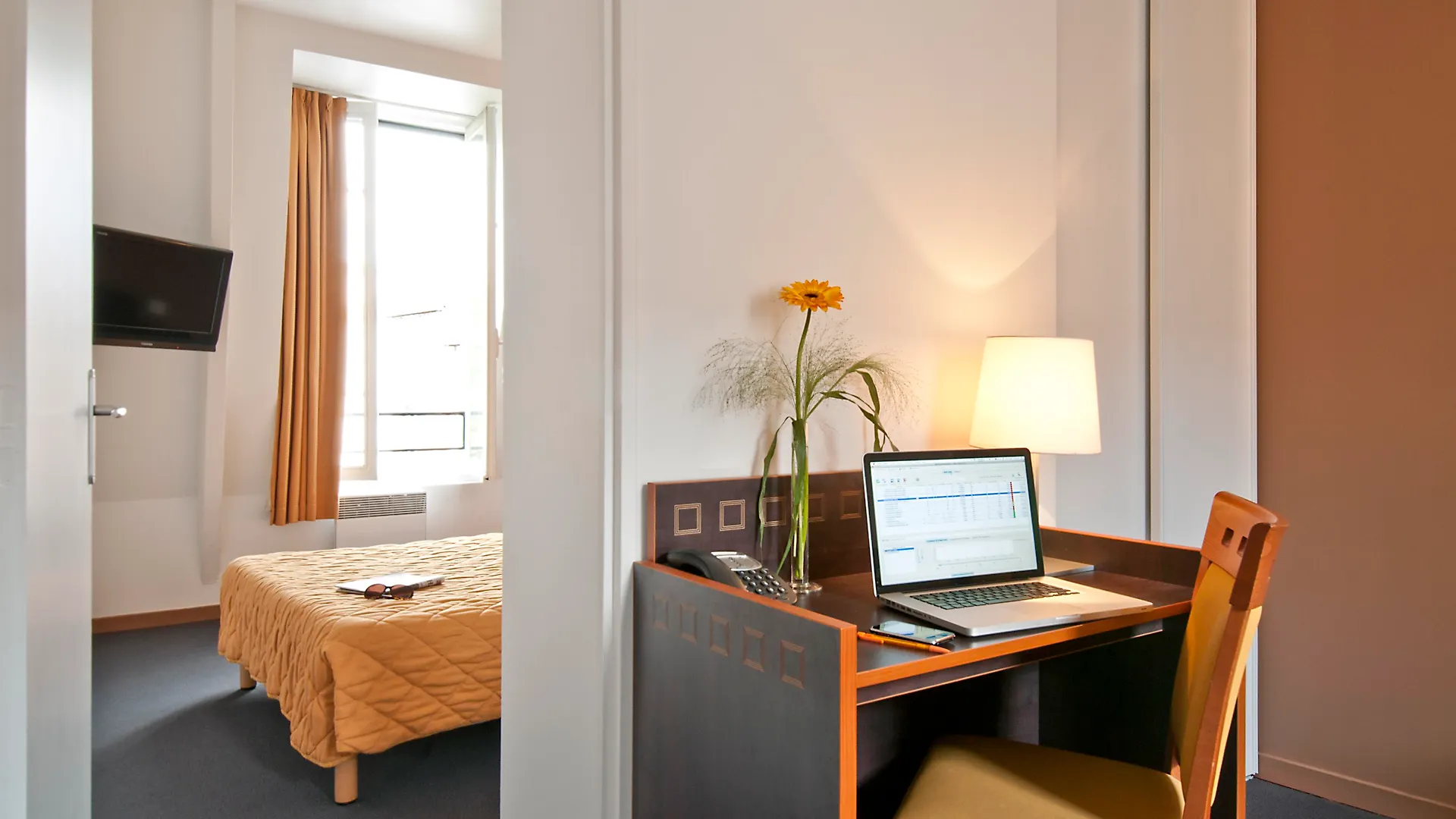 Adagio Access Philippe Auguste Aparthotel Paris